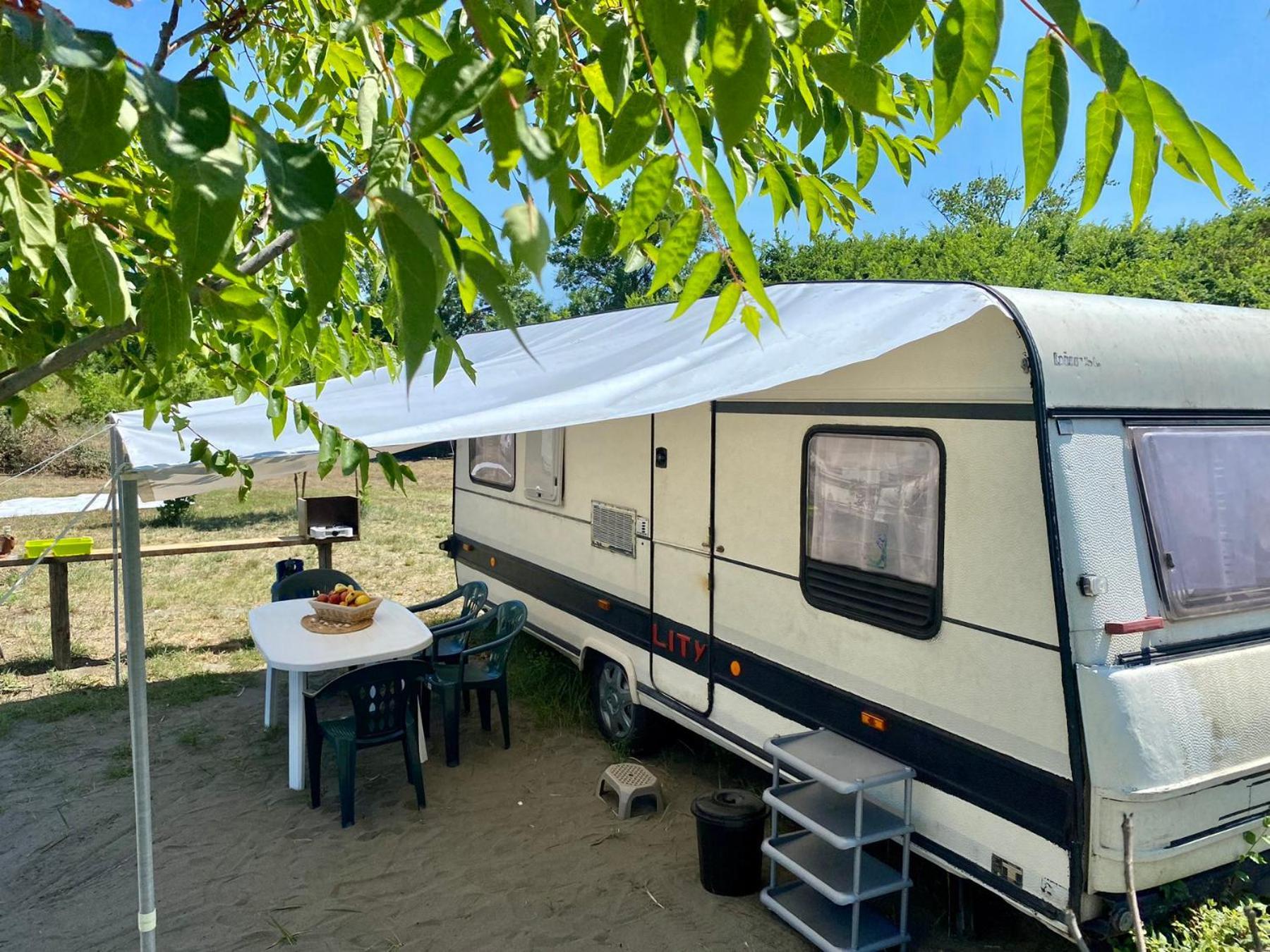 Beachfront Caravans Tsjernomorets Eksteriør bilde